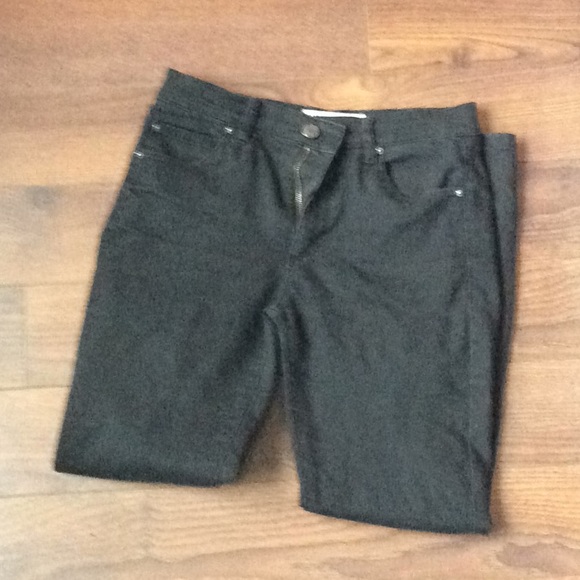 Meet your Posher, Léa - Picture 2 of 3